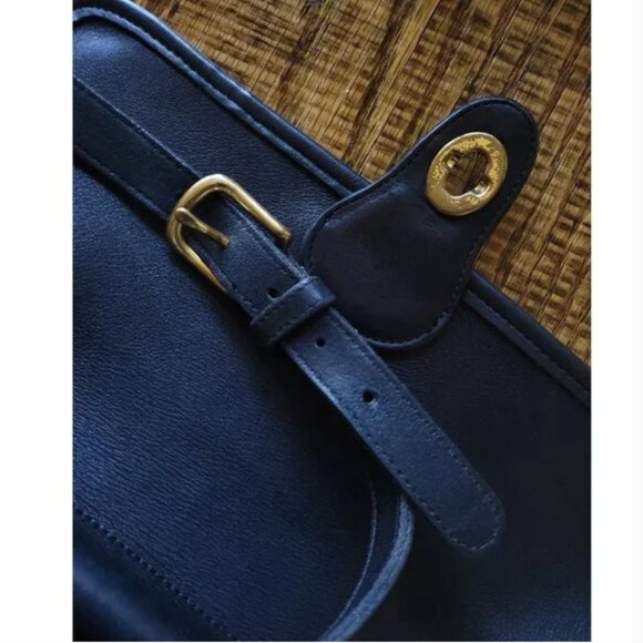 Authentic Coach 9927 Black Glove Leather Willis Station Crossbody Shoulder Bag - Picture 3 of 10